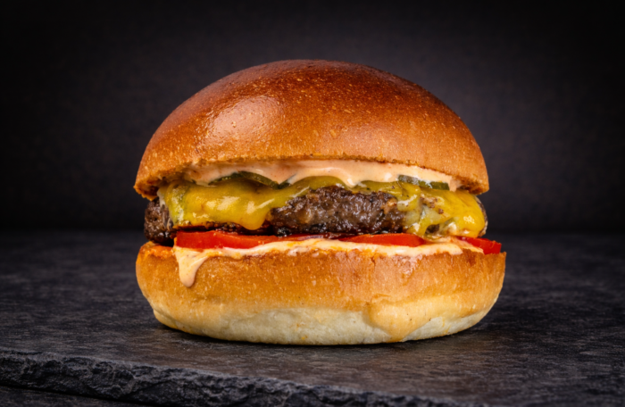 spicy beef holešovice komunardu holesovice praha